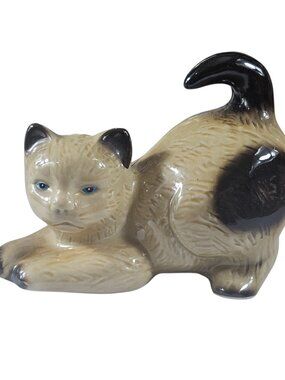 Anheuser-Busc Beige and Tan Brown Cat with Blue Eyes Crouched Cat Figurine